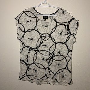 W5 Bicycle Tire Print T Shirt